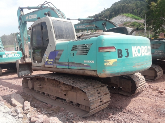 ขายรถแบคโฮ KOBELCO SK200 YN09