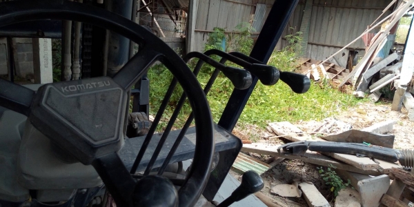 รถฟอล์คลิฟต์ KOMATSU FD35-5 สภาพสวยพร้อมใช้งาน