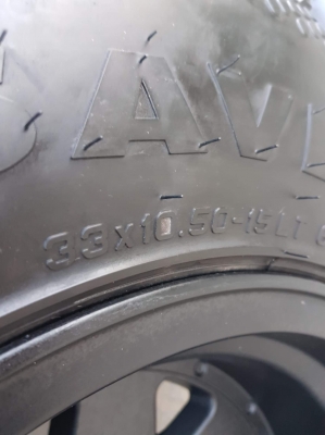 ขายยางสำหรับขาป่า ขาลุย 33x10.5 R 15 พร้อมล้อ