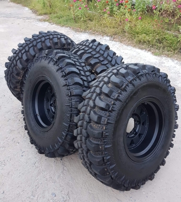 ขายยางสำหรับขาป่า ขาลุย 33x10.5 R 15 พร้อมล้อ