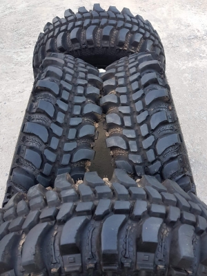 ขายยางสำหรับขาป่า ขาลุย 33x10.5 R 15 พร้อมล้อ