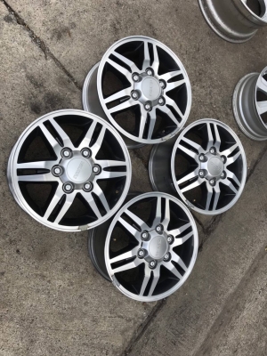 ล้อ  isuzu ขอบ 16 สวยจัดสีเดิม