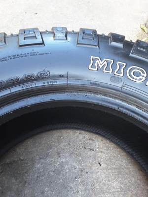 Mickey MTz USA. 265-70-17 ปี15 สภาพสวยๆ 1ชุด Mickey MTz USA. 265-70-17 ปี15 สภาพสวยๆ 1ชุด