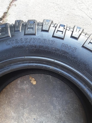 Mickey MTz USA. 265-70-17 ปี15 สภาพสวยๆ 1ชุด Mickey MTz USA. 265-70-17 ปี15 สภาพสวยๆ 1ชุด