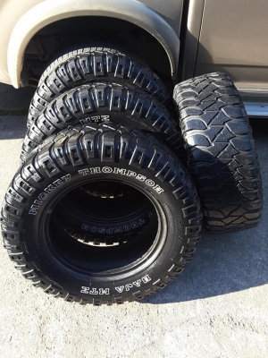 Mickey MTz USA. 265-70-17 ปี15 สภาพสวยๆ 1ชุด