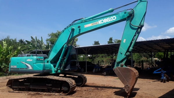 ขายรถขุด KOBELCO SK200-8 Yn12 Super ใช้งานเพียง 8 พันชั่วโมง สภาพเทพบุตร