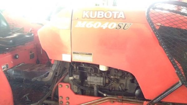 ขายด่วน M6040 สภาพสวย อุปกรณื 2 ชิ้น รถปี 57 ขายด่วน M6040 สภาพสวย อุปกรณื 2 ชิ้น รถปี 57