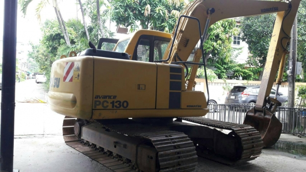 มี VDO ให้ชม. KOMATSU PC130-6K รถเก่านอก มีระบบหัวกระแทก ราคา 1200000