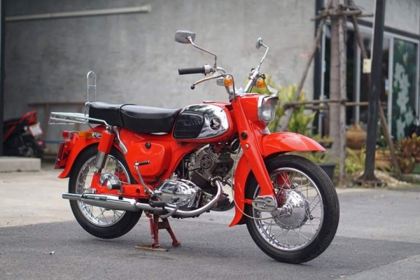 ร้าน วุฒิ นนบุรี ขาย HONDA C95 หมูแดง