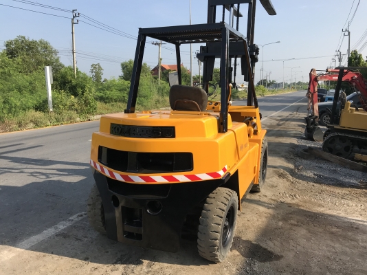 Komatsu fd35-2สภาพดีเก่าญี่ปุ่น มีใบอินวอยไม่เคยใช้ในไทย Komatsu fd35-2สภาพดีเก่าญี่ปุ่น มีใบอินวอยไม่เคยใช้ในไทย