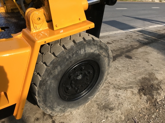 Komatsu fd35-2สภาพดีเก่าญี่ปุ่น มีใบอินวอยไม่เคยใช้ในไทย Komatsu fd35-2สภาพดีเก่าญี่ปุ่น มีใบอินวอยไม่เคยใช้ในไทย