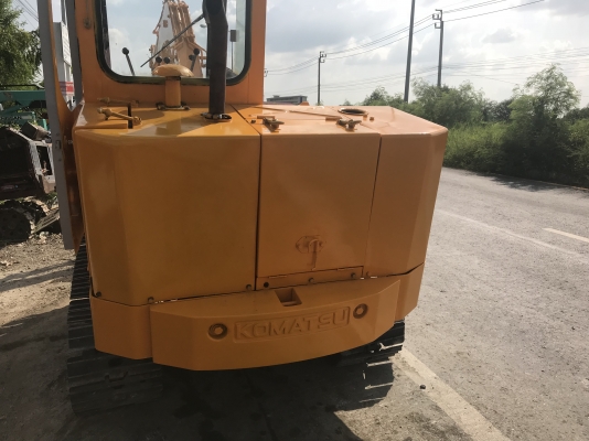 Komatsu Pc40-1สภาพดีเก่าญี่ปุ่น มีใบอินวอยไม่เคยใช้ในไทย Komatsu Pc40-1สภาพดีเก่าญี่ปุ่น มีใบอินวอยไม่เคยใช้ในไทย