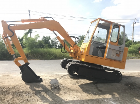 Komatsu Pc40-1สภาพดีเก่าญี่ปุ่น มีใบอินวอยไม่เคยใช้ในไทย