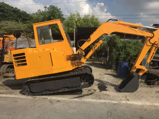 Komatsu Pc40-1สภาพดีเก่าญี่ปุ่น มีใบอินวอยไม่เคยใช้ในไทย Komatsu Pc40-1สภาพดีเก่าญี่ปุ่น มีใบอินวอยไม่เคยใช้ในไทย