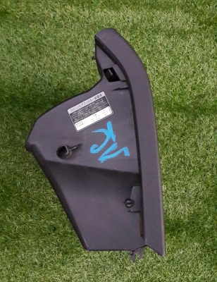 เก๊ะลิ้นชักล่างโตโยต้า Wish ขาครบไม่หัก สภาพสวยมาก