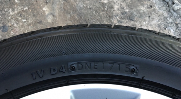 ล้อแม็ก Mitsu Attrage ขอบ 15 พร้อมยาง 185-55-15 ปี 15 สภาพดี