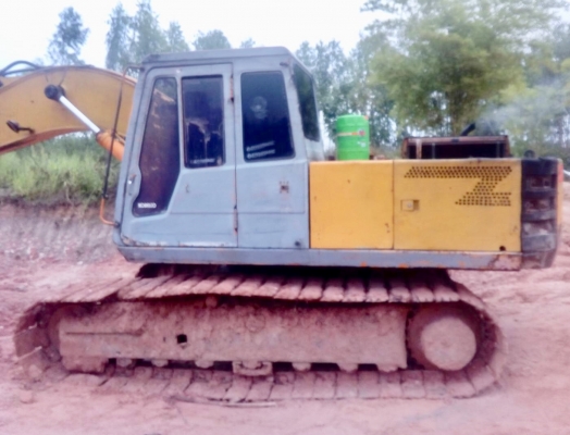 KOBELCO MARK 2 SK 200 ตัวเดินใหญ่ เครื่องเดิมปั๊มพ์เดิม K3V ทำงานเร็ว ช่วงล่างแน่นดี โซ่บูทใบแทรกสภาพดีพร้อมใช้งานได้เลยครับ เอกสารซื้อขาย ราคาต่อรองได้ครับ