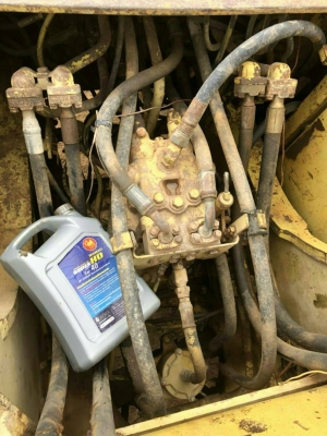 มี VDO ให้ชม.KOMATSU PC200-6 ซีเรียล95000กว่า เอกสารเล่ม ระบบไฟเต็ม ราคา 700000