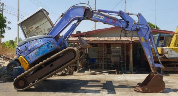 ขายด่วนรถแบคโฮฮีตาชิEX55-3รถนอกเพื่งนำเข้ามาใหม่ยังไม่เคยใช้งานในไทยเลย ขายด่วนรถแบคโฮฮีตาชิEX55-3รถนอกเพื่งนำเข้ามาใหม่ยังไม่เคยใช้งานในไทยเลย