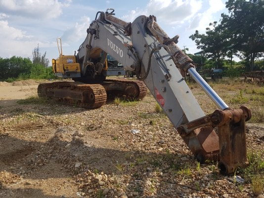 รื้อขายครับ วอลโว่ ec360 460 ต้องการชิ้นไหนติดต่อได้ครับ รื้อขายครับ วอลโว่ ec360 460 ต้องการชิ้นไหนติดต่อได้ครับ