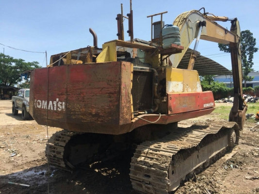 ขายรถแบคโฮ KOMATSU PC200-3 คอลโทรลสั้น หัวคีปพร้อมบุ้งกี๋ ราคา 260000 ขายรถแบคโฮ KOMATSU PC200-3 คอลโทรลสั้น หัวคีปพร้อมบุ้งกี๋ ราคา 260000
