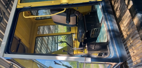 ขาย แบคโฮ komatsu pc100-3สภาพดี พร้อมใช้งาน เจ้าของขายเอง ราคาคุยกันได้ครับ