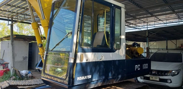 ขาย แบคโฮ komatsu pc100-3สภาพดี พร้อมใช้งาน เจ้าของขายเอง ราคาคุยกันได้ครับ