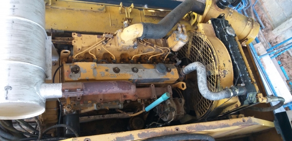 ขาย แบคโฮ komatsu pc100-3สภาพดี พร้อมใช้งาน เจ้าของขายเอง ราคาคุยกันได้ครับ