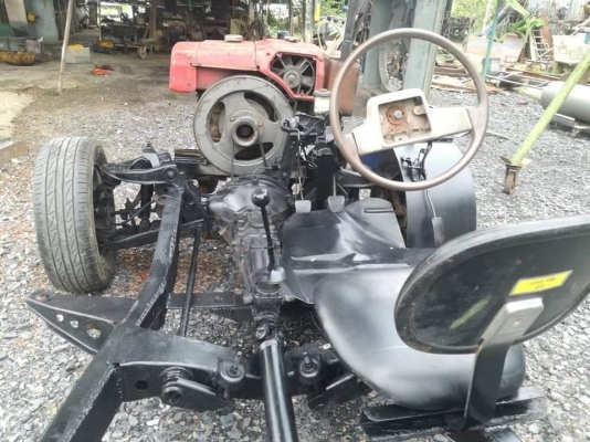 รถอีแต๋นพร้อมใช้งาน รถอีแต๋นพร้อมใช้งาน