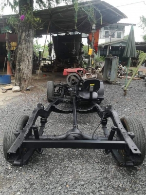 รถอีแต๋นพร้อมใช้งาน รถอีแต๋นพร้อมใช้งาน