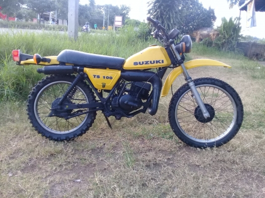 ขาย Ts 100 Er เครื่องดีพร้อมใช้ ทะเบียนเล่มเขียว ขาย Ts 100 Er เครื่องดีพร้อมใช้ ทะเบียนเล่มเขียว