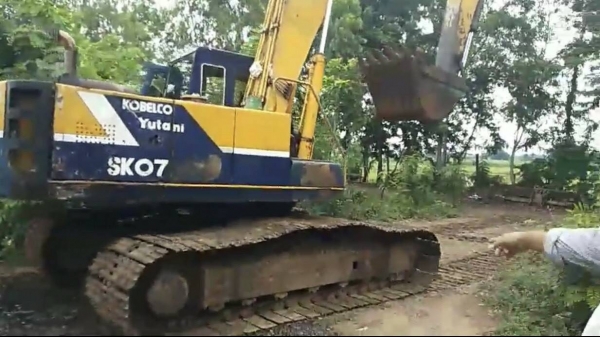 ขาย 395,000 KOBELCO sk 200-2 เครื่องดี ปั๊มแรง ช่วงล่างแน่น รถพร้อมใช้งาน เอกสารซื้อขาย รถอยู่ บุรีรัมย์ 064-191-1112 ขาย 395,000 KOBELCO sk 200-2 เครื่องดี ปั๊มแรง ช่วงล่างแน่น รถพร้อมใช้งาน เอกสารซื้อขาย รถอยู่ บุรีรัมย์ 064-191-1112