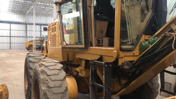 ขาย รถเกรด Capterpillar 140K ขาย รถเกรด Capterpillar 140K