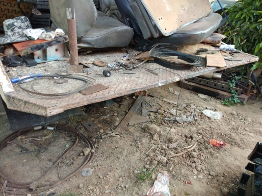 ขายถาดสไลค์ ใส่ 6 ล้อยาว 5 เมตร พร้อมอุปกรณ์นี้ ขายถาดสไลค์ ใส่ 6 ล้อยาว 5 เมตร พร้อมอุปกรณ์นี้