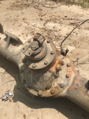 ขายด่วน เพลาหน้า หลังรถตัก 966  ดิสเบรค สภาพพร้อมใช้งาน ขาย 60000 บาท