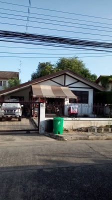 บ้านว่างให้เช่าบ้านเดี่ยวขนาด 60 ตารางวาเงียบสงบร่มเย็นมีที่จอดรถสะดวกสบาย บ้านว่างให้เช่าบ้านเดี่ยวขนาด 60 ตารางวาเงียบสงบร่มเย็นมีที่จอดรถสะดวกสบาย