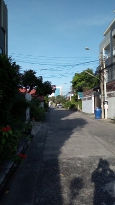 บ้านว่างให้เช่าบ้านเดี่ยวขนาด 60 ตารางวาเงียบสงบร่มเย็นมีที่จอดรถสะดวกสบาย บ้านว่างให้เช่าบ้านเดี่ยวขนาด 60 ตารางวาเงียบสงบร่มเย็นมีที่จอดรถสะดวกสบาย