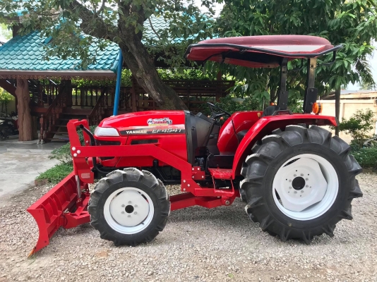 รถไถยันมาร์EF494T
