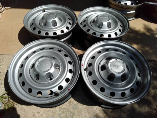 ล้อกระทะถอดป้ายแดงอีซูซุ ขอบ15 6รู139.7 ชุด 4วง