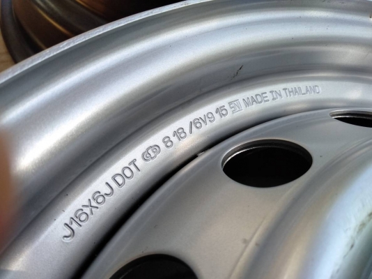 ล้อกระทะโตโยต้า ถอดป้ายแดง ขอบ16 6รู139.7 ชุด 4วง ล้อกระทะโตโยต้า ถอดป้ายแดง ขอบ16 6รู139.7 ชุด 4วง