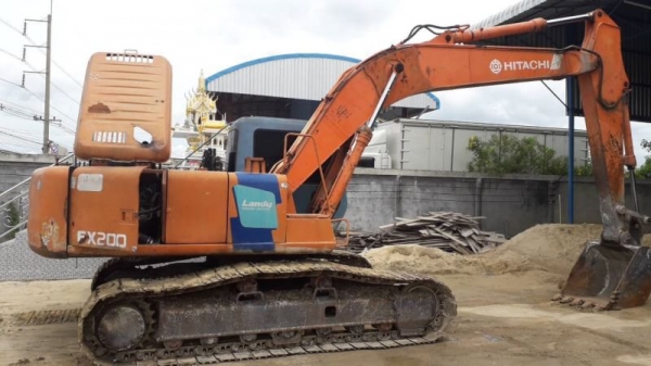 ขายค่ะ Hitachi ex200  ซุปเปอร์ไฟฟ้าตัดแล้วเครื่ิองดี