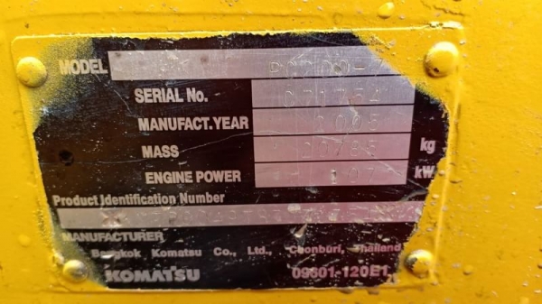 ขายค่ะ Komatsu pc 200 ปี2005 5สูบ ขายค่ะ Komatsu pc 200 ปี2005 5สูบ