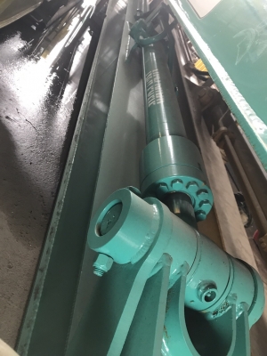 บูมยาว ใส่ขนาด120-200-220 มีทุกยี่ห้อ komatsu kobelco cat hitachi volvo sumitomo ของใหม่มือ1 เกรดเหล็กแท้ สิงค์โปร