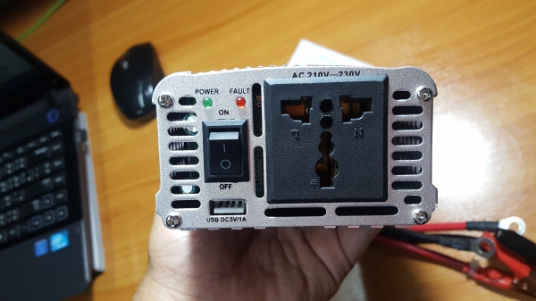 อินเวอรเตอรรุ่น 1500w 12v