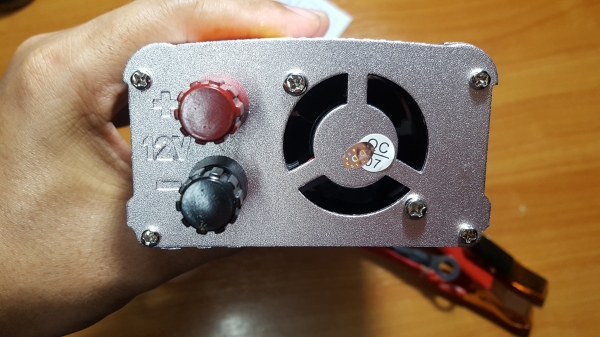 อินเวอรเตอรรุ่น 1500w 12v