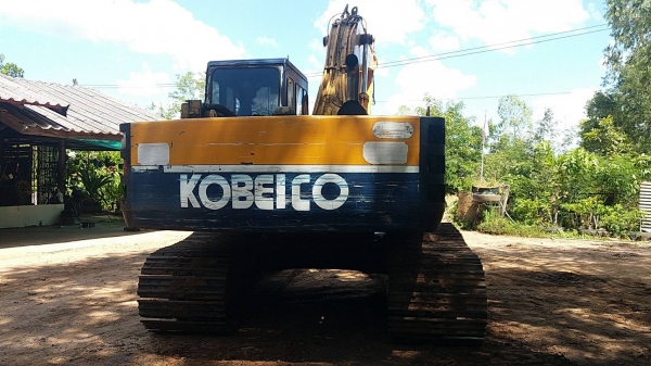 ขาย 395,000 KOBELCO sk 200-2 เครื่องดี ปั๊มแรง ช่วงล่างแน่น รถพร้อมใช้งาน เอกสารซื้อขาย รถอยู่ บุรีรัมย์ 090-772-3710 090-772-3708