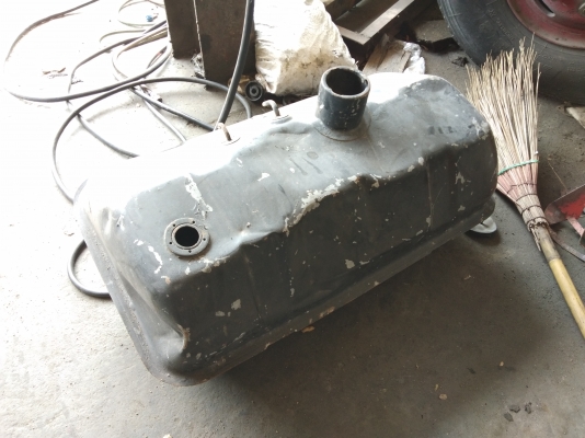 ขายถังน้ำมัน