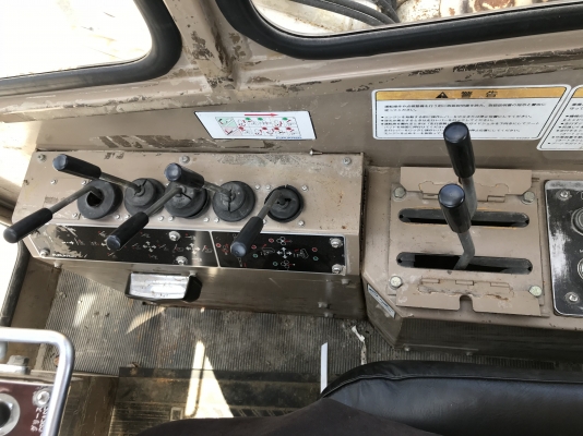 New stock Furukawa HCR9-DSII ปี 1999 นำเข้าจากญี่ปุ่น รถถึงไทยแล้วครับ New stock Furukawa HCR9-DSII ปี 1999 นำเข้าจากญี่ปุ่น รถถึงไทยแล้วครับ