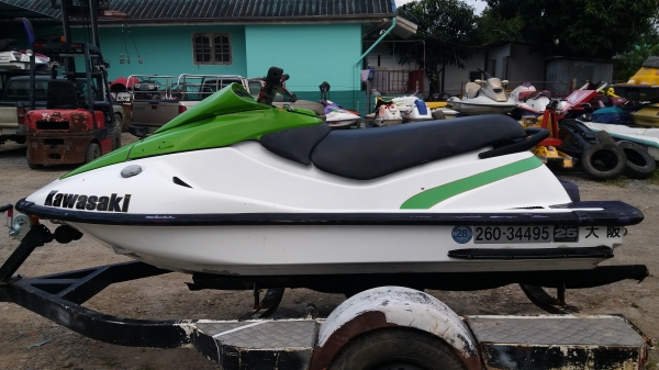 ขออนุญาต ขาย KAWASAKI ZXI900cc.เก่าญี่ปุ่น มีของแต่ง เครื่องแน่น สมบูรณ์ พร้อมขับครับ ขออนุญาต ขาย KAWASAKI ZXI900cc.เก่าญี่ปุ่น มีของแต่ง เครื่องแน่น สมบูรณ์ พร้อมขับครับ