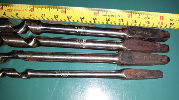 ขายดอกสว่านข้อเสือชุด4ดอก ตราฉลามสามดาว ตราจระเข้ ตรากวาง MADE IN GERMANY ขายดอกสว่านข้อเสือชุด4ดอก ตราฉลามสามดาว ตราจระเข้ ตรากวาง MADE IN GERMANY